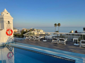 Гостиница Hotel Plaza Cavana  Нерха
